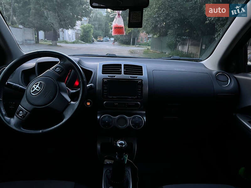 Внедорожник / Кроссовер Toyota Urban Cruiser 2012 в Виннице