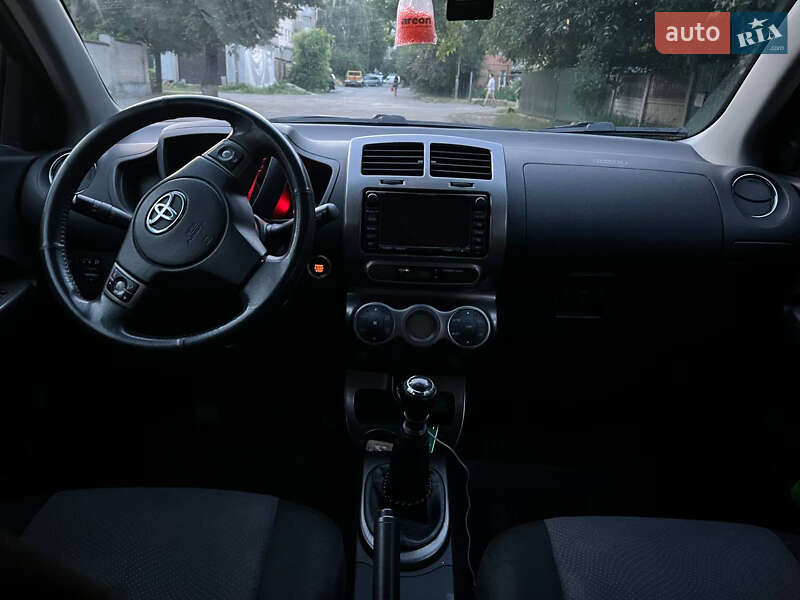 Внедорожник / Кроссовер Toyota Urban Cruiser 2012 в Виннице