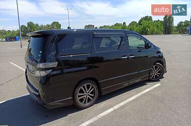 Мінівен Toyota Vellfire 2010 в Києві