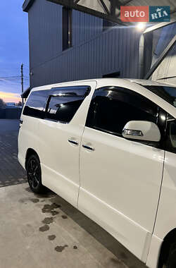 Минивэн Toyota Vellfire 2009 в Черновцах