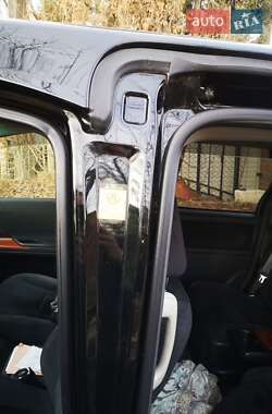 Мінівен Toyota Vellfire 2010 в 