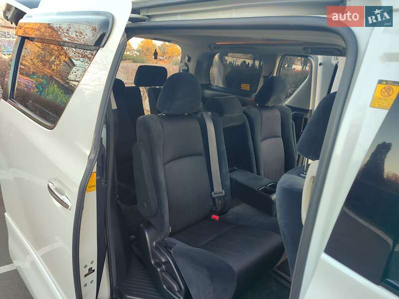 Мінівен Toyota Vellfire 2011 в Чорноморську