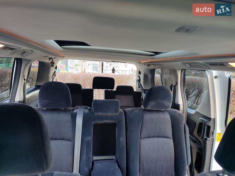 Мінівен Toyota Vellfire 2011 в Чорноморську