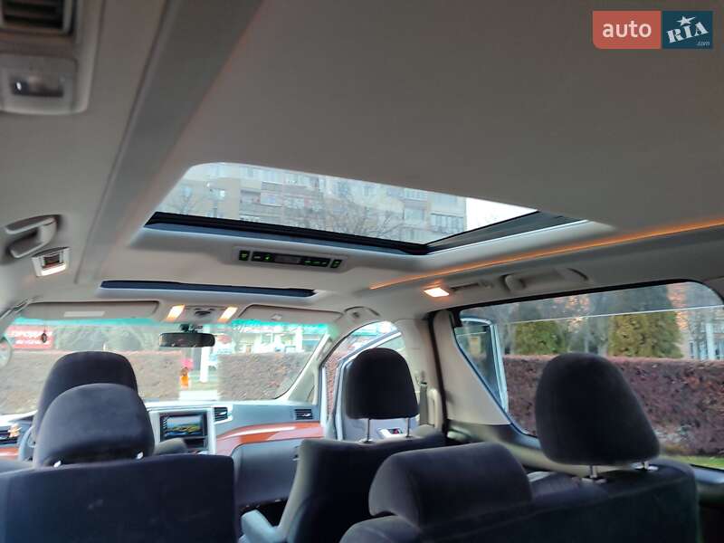 Мінівен Toyota Vellfire 2011 в Чорноморську