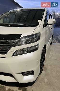 Мінівен Toyota Vellfire 2009 в 