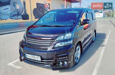 Минивэн Toyota Vellfire 2013 в Киеве