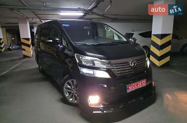 Минивэн Toyota Vellfire 2011 в 