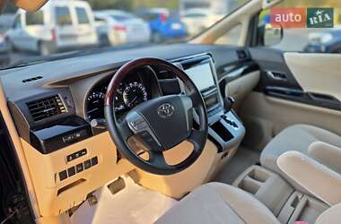 Минивэн Toyota Vellfire 2012 в 