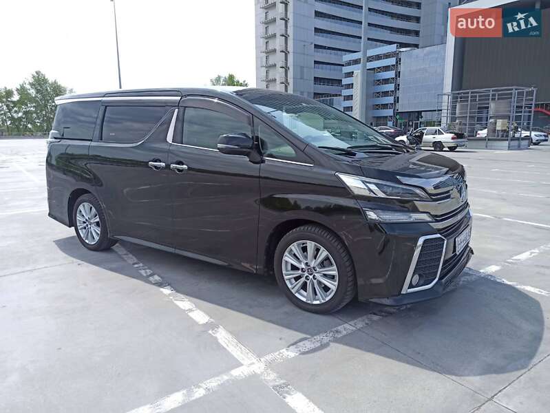 Минивэн Toyota Vellfire 2017 в Киеве