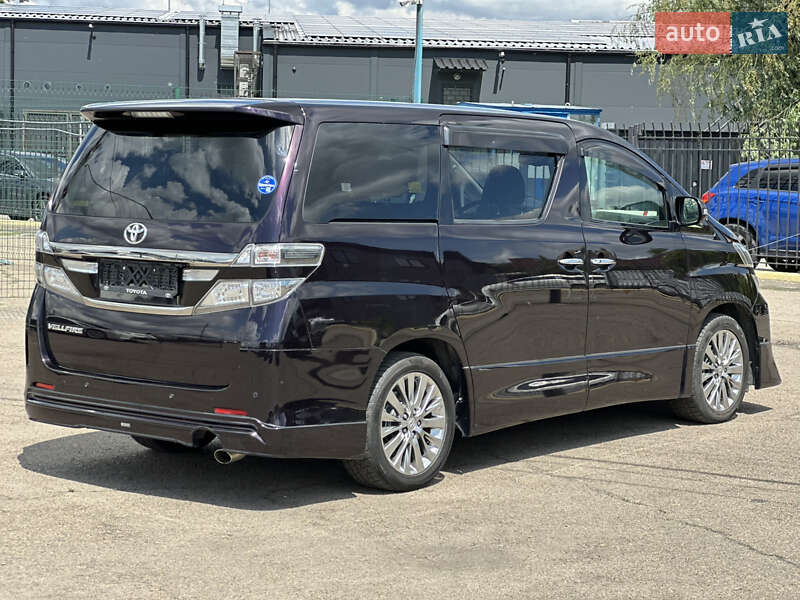 Минивэн Toyota Vellfire 2014 в Киеве