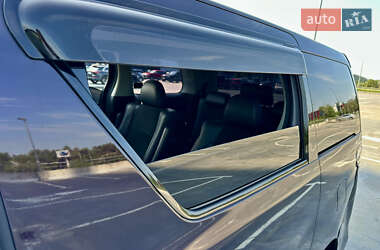 Минивэн Toyota Vellfire 2013 в 