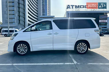 Мінівен Toyota Vellfire 2013 в 