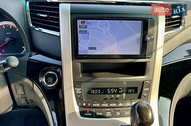 Мінівен Toyota Vellfire 2013 в 