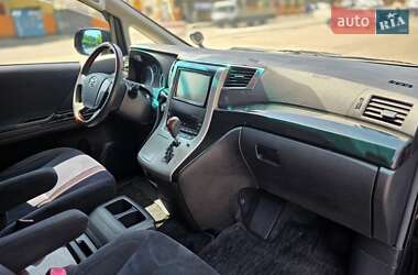 Минивэн Toyota Vellfire 2011 в 