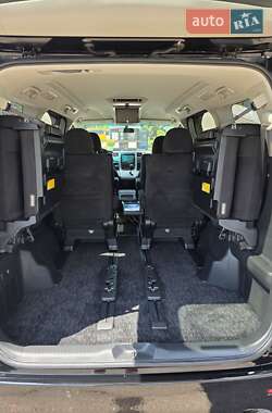 Минивэн Toyota Vellfire 2011 в 