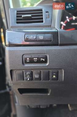 Минивэн Toyota Vellfire 2013 в 