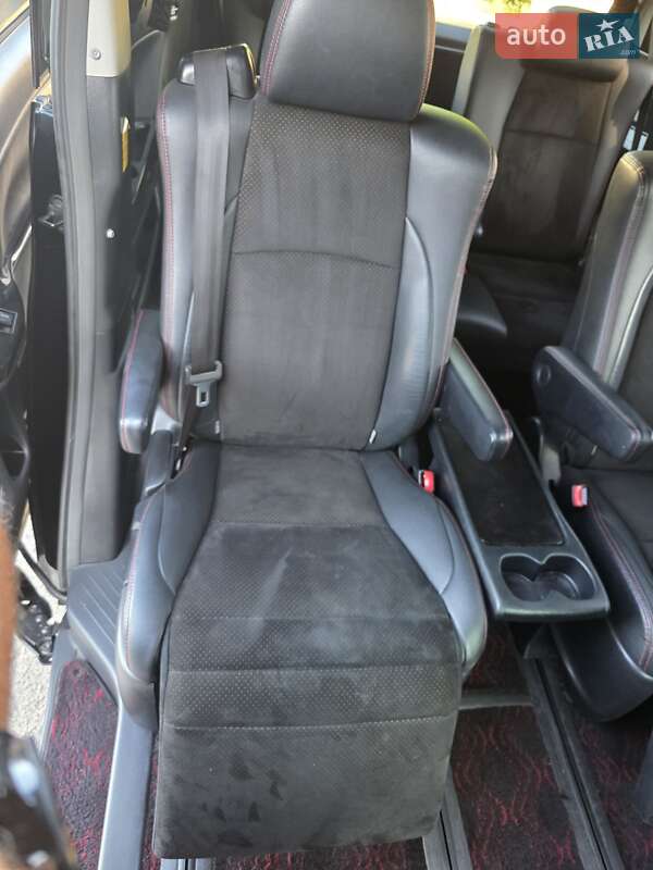 Минивэн Toyota Vellfire 2013 в Одессе фото 36 Минивэн Toyota Vellfire 2013 в Одессе