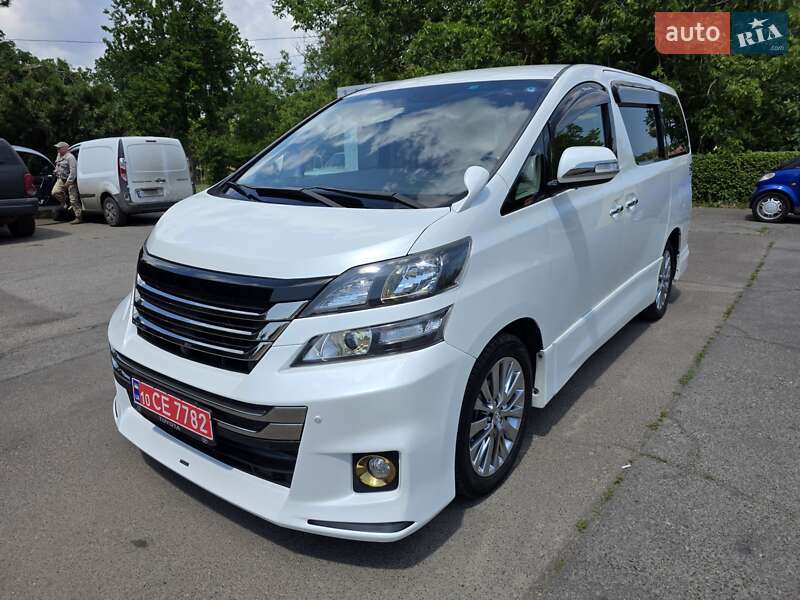 Мінівен Toyota Vellfire 2014 в Одесі