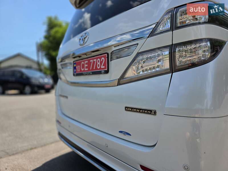 Мінівен Toyota Vellfire 2014 в Одесі