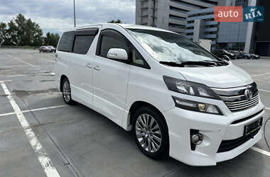 Минивэн Toyota Vellfire 2014 в 