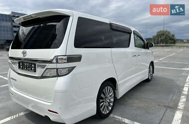 Минивэн Toyota Vellfire 2014 в 