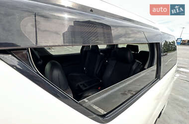 Минивэн Toyota Vellfire 2014 в 