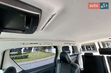 Минивэн Toyota Vellfire 2014 в 