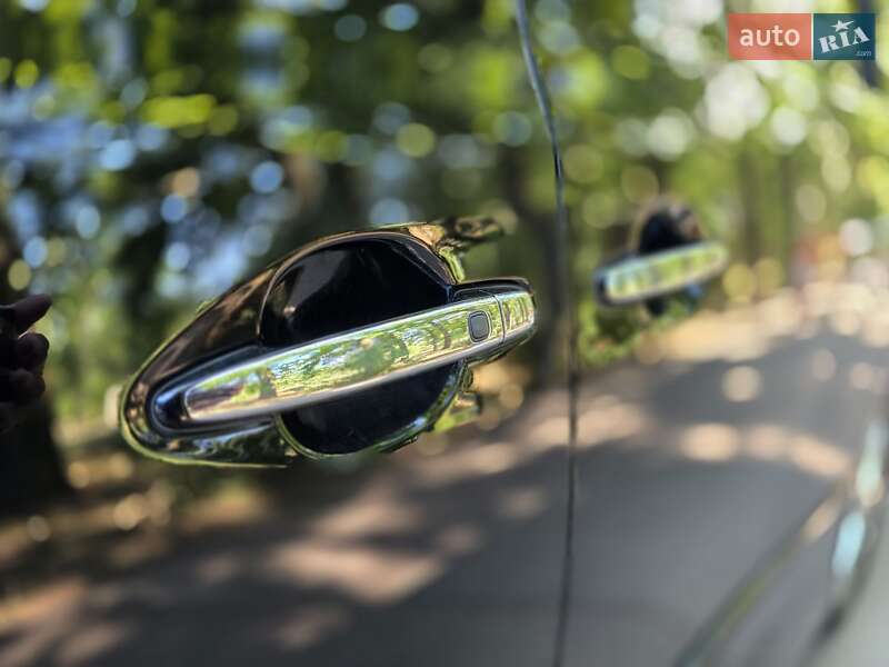 Минивэн Toyota Vellfire 2014 в Одессе