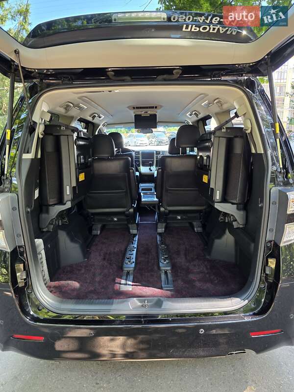 Минивэн Toyota Vellfire 2014 в Одессе