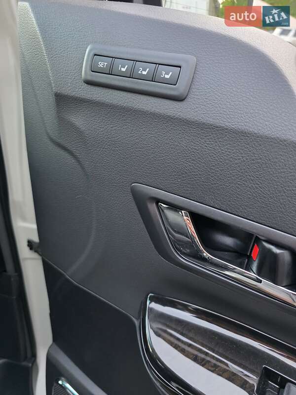 Минивэн Toyota Vellfire 2012 в Одессе