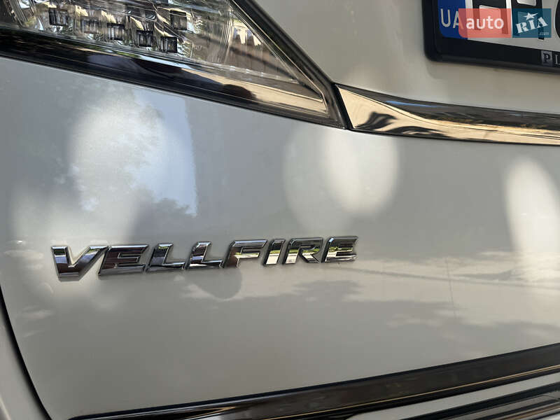 Минивэн Toyota Vellfire 2013 в Одессе