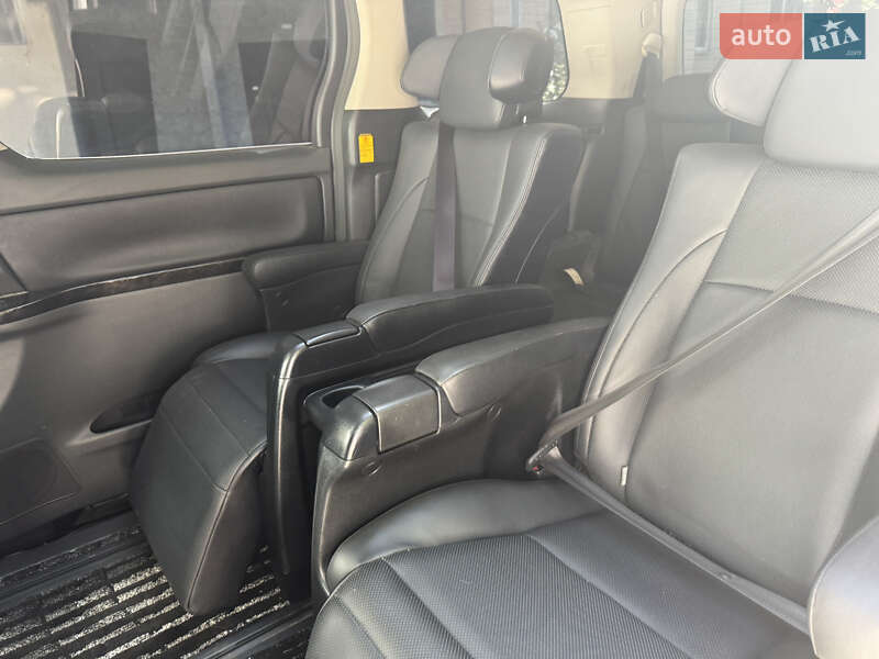 Минивэн Toyota Vellfire 2013 в Одессе