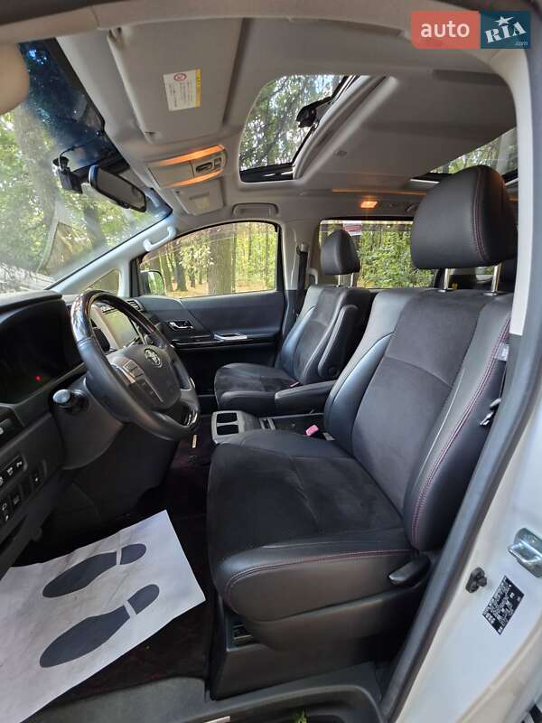 Мінівен Toyota Vellfire 2013 в Одесі фото 26 Мінівен Toyota Vellfire 2013 в Одесі