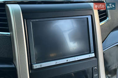 Минивэн Toyota Vellfire 2013 в 