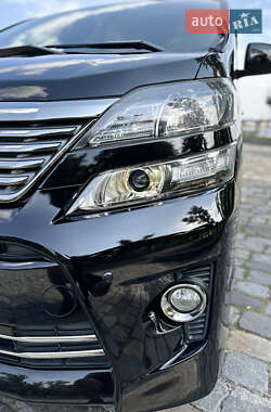 Минивэн Toyota Vellfire 2014 в 