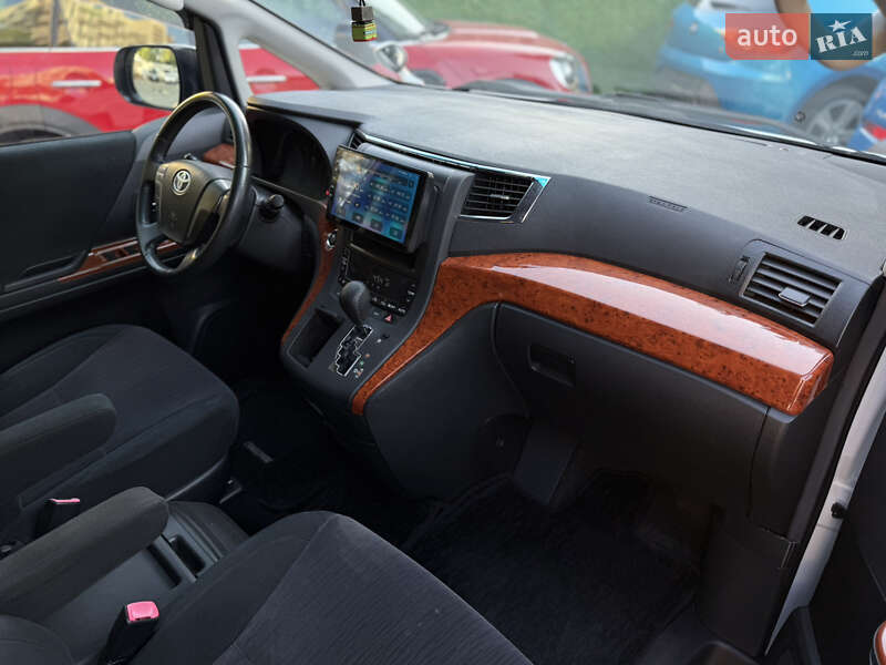 Минивэн Toyota Vellfire 2012 в Одессе