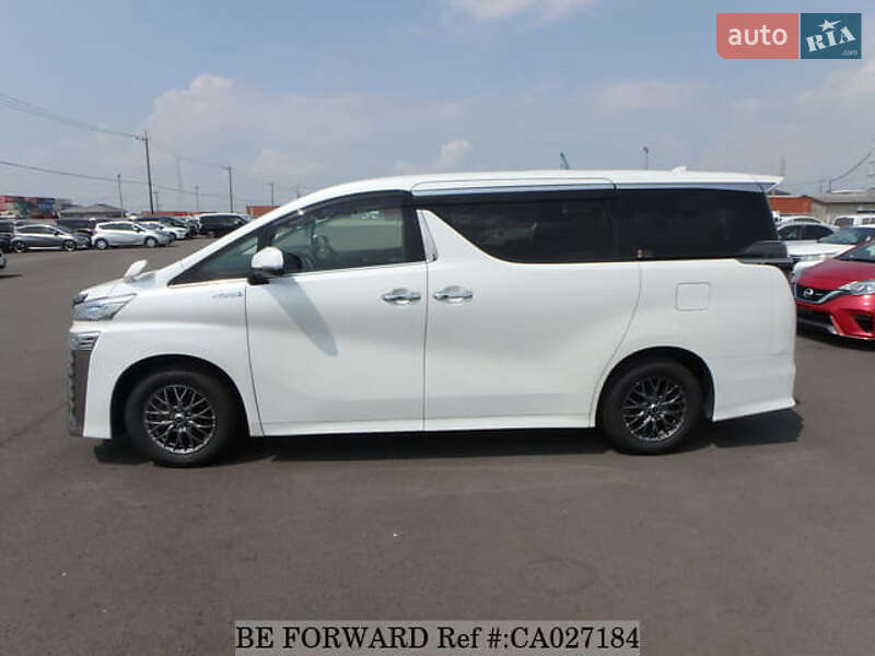 Минивэн Toyota Vellfire 2019 в Киеве