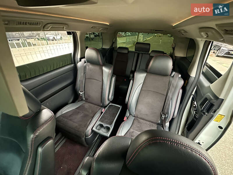 Мінівен Toyota Vellfire 2013 в Києві фото 12 Мінівен Toyota Vellfire 2013 в Києві