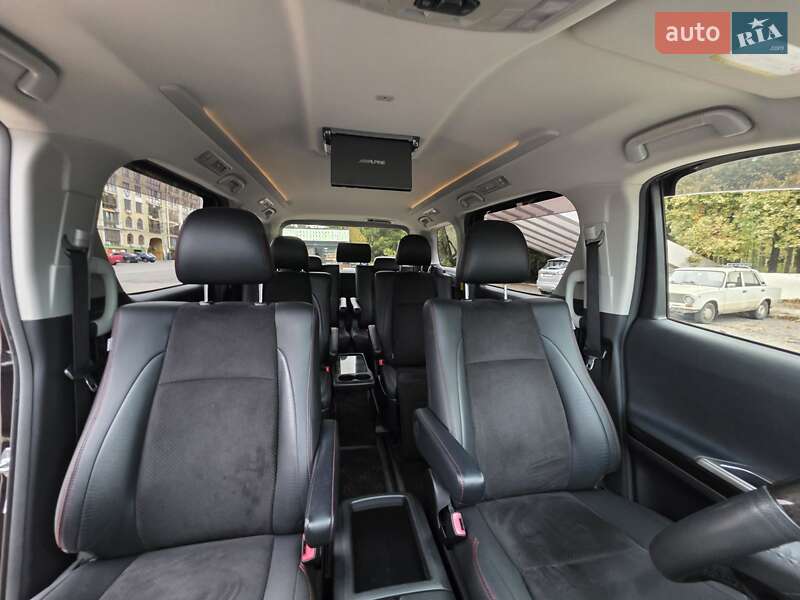 Мінівен Toyota Vellfire 2013 в Одесі фото 40 Мінівен Toyota Vellfire 2013 в Одесі