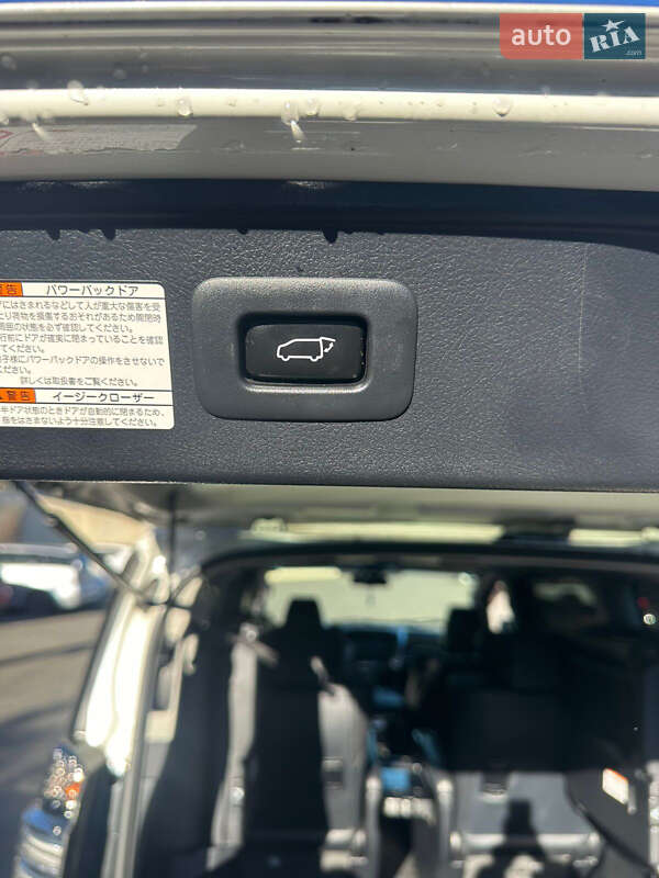 Минивэн Toyota Vellfire 2015 в Одессе фото 13 Минивэн Toyota Vellfire 2015 в Одессе