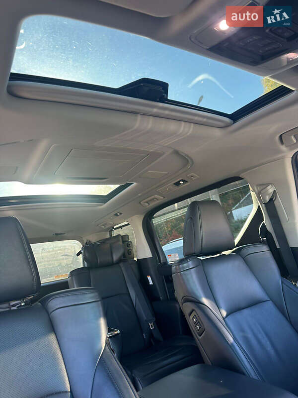 Минивэн Toyota Vellfire 2015 в Одессе фото 16 Минивэн Toyota Vellfire 2015 в Одессе