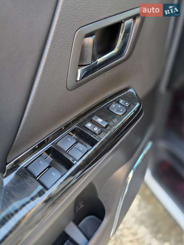 Минивэн Toyota Vellfire 2013 в Одессе