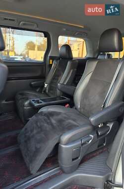 Минивэн Toyota Vellfire 2013 в Одессе