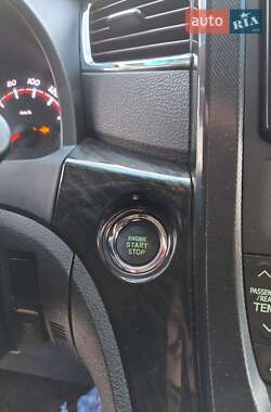 Минивэн Toyota Vellfire 2013 в Одессе