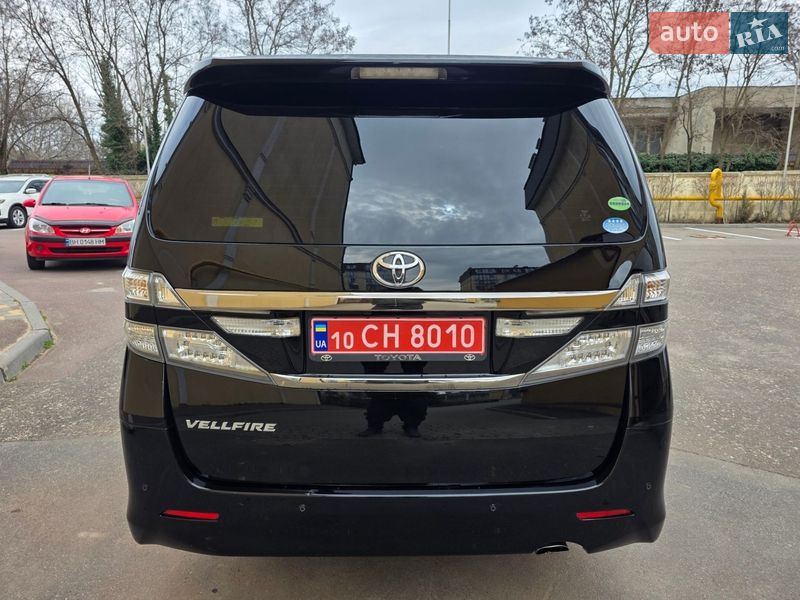 Минивэн Toyota Vellfire 2013 в Одессе