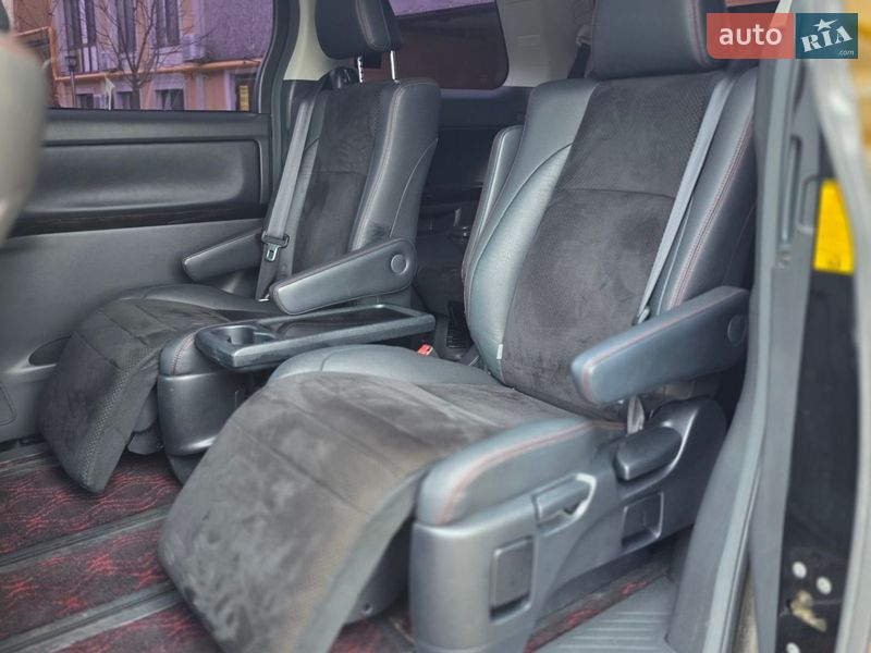 Минивэн Toyota Vellfire 2013 в Одессе