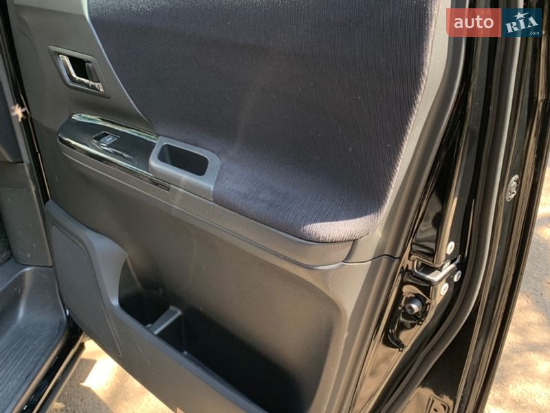 Минивэн Toyota Vellfire 2011 в Одессе