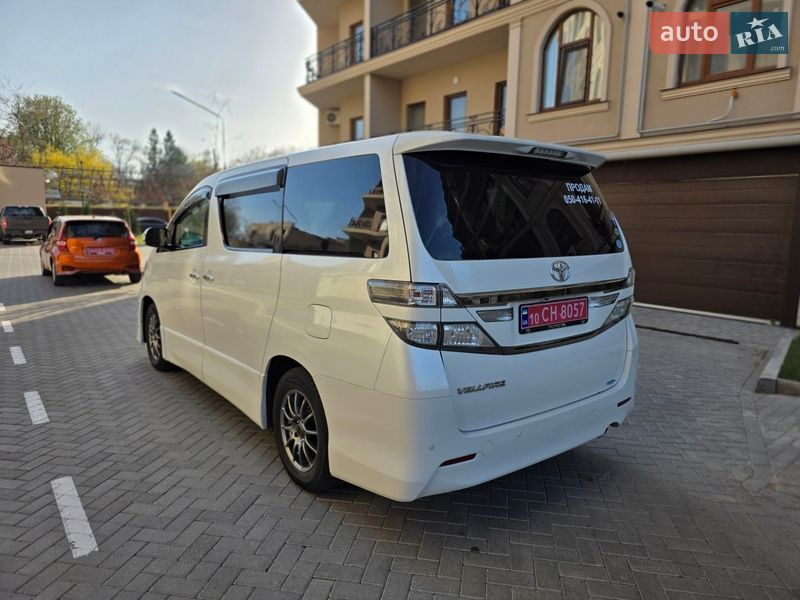 Минивэн Toyota Vellfire 2013 в Одессе