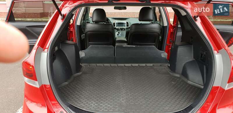 Позашляховик / Кросовер Toyota Venza 2013 в Одесі