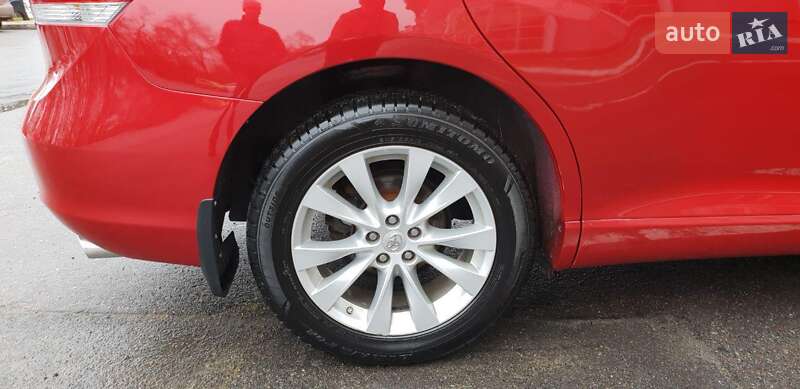 Позашляховик / Кросовер Toyota Venza 2013 в Одесі